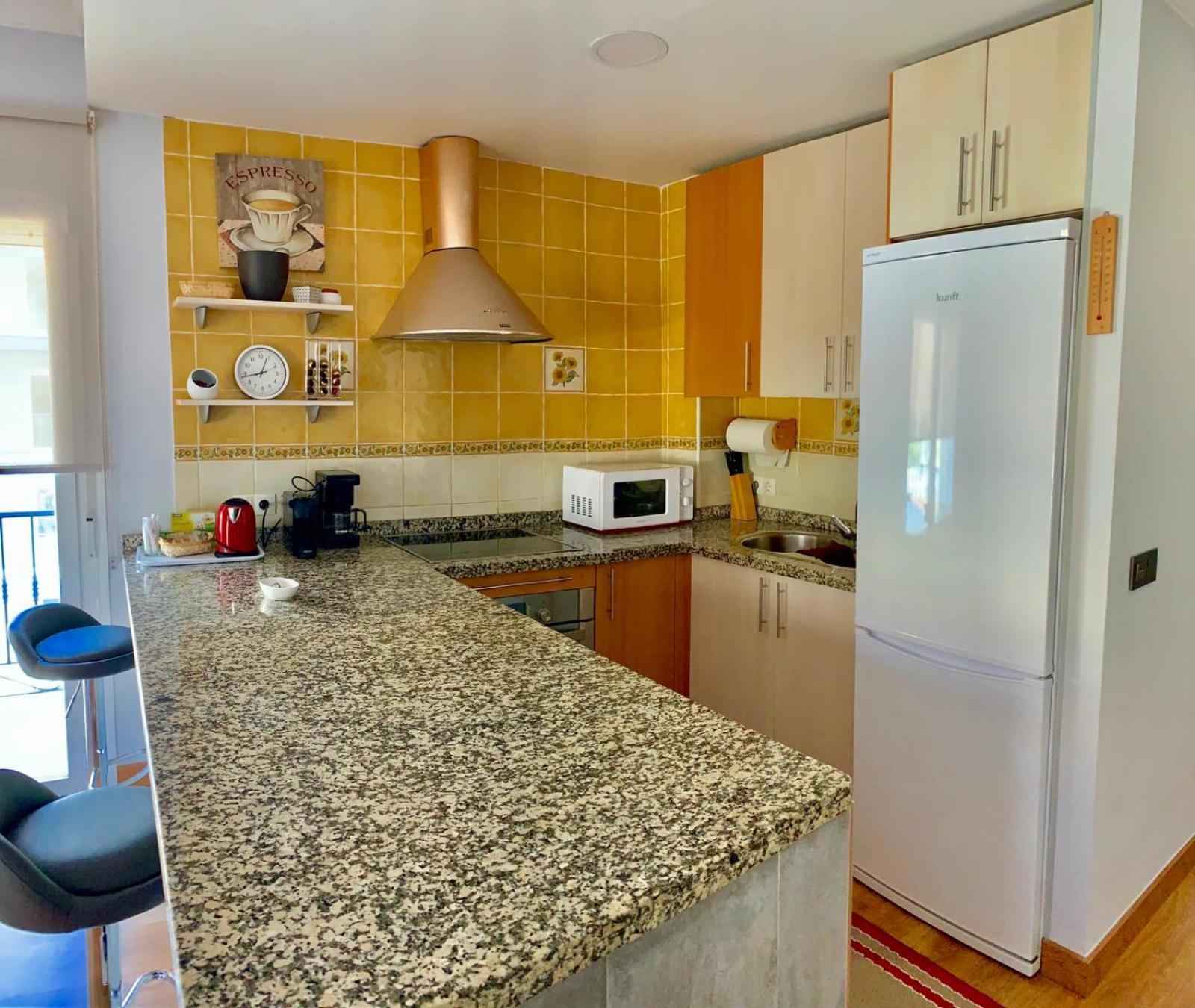 Apartamento Capri Los Boliches Wifi Gratis Beach 100M Fuengirola Kültér fotó